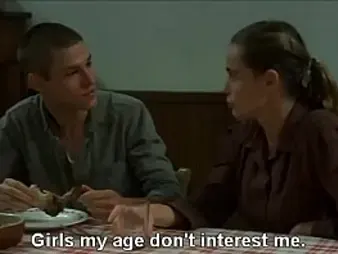 Devar's Aunty flaunts her naked assets & demands secret midnight hook-up with her nubile acquaintance