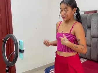 Partynomercy2: Mi pequeña hermanastra se fila en su redes sociales y me vengo en su booty