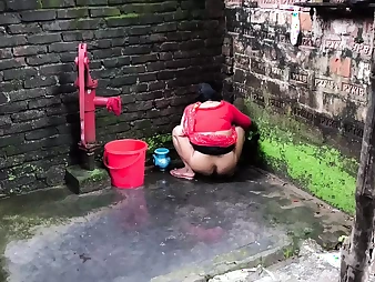 Stepmother caught peeing in douche while getting her cock-squeezing honeypot drilled by my stepbrother