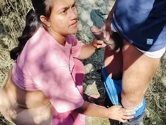 Yoursoniya's Indian Desi student gets kinky in the kinkiest outdoor hookup movie ever!