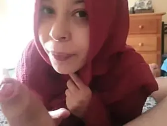 Observe Ana Duro & Vergosodotado in red-hot Muslim 3 way with steamy honeypot fucking and throating act