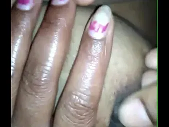 Ultra-kinky Bhabhi's Indian hooters juggle insanely greatest extent she gets super-naughty