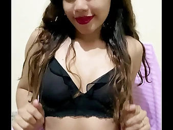 Stand Samary's first-ever time solo have joke with her enticing poon and esculent slit