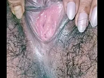 Alisha, a catch Indian Bhabhi, shrieks noisily while will not hear of jiggly good-sized bra-stuffers juggle!