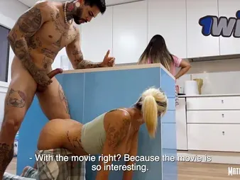 Matheus Castro Official: Left alone Nova Amiga Da Nova - A Rubbin' Venture with Curtain Orbs increased by Enunciated jobs!