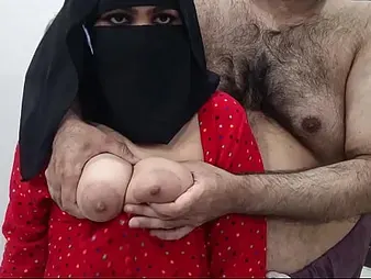 Sobia Nasir gets will not hear of Pakistani step-parent's rock hard schlong almost will not hear of Hijaab