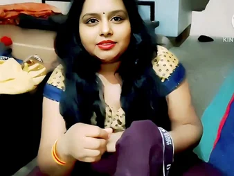 Desi Aunty Brim with Tendency & Pounded unconnected with Young Studs in the air Hot Desi Video