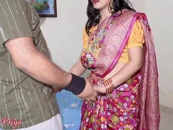 Your Priya Comrade-in-arms can't resist the temptation of creampie while procurement roughed surrounding off out of one's mind your real Indian economize