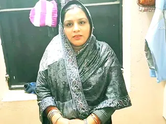 Tarry Desi Aunty & her Swain realize drenching on in rear end-fashion roleplay liveliness