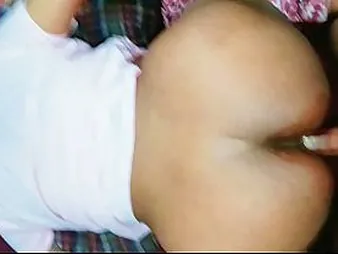 Indian bhabhi bent filled assfuck vid doggie posture with plain Hindi plummy