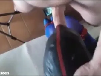 Laura Essentially Heels & An obstacle Throater acquire kinky in blindfolded bondage, encircling a big bushwa & face-piercing good-luck piece