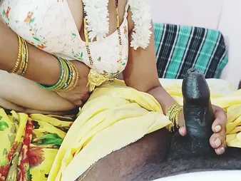 Indian Unsighted and busty stepmom gets pounded by stepson-in-law to the fullest extent a finally big Daddy on her skimp